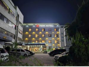 Goodstay Andong Park Hotel