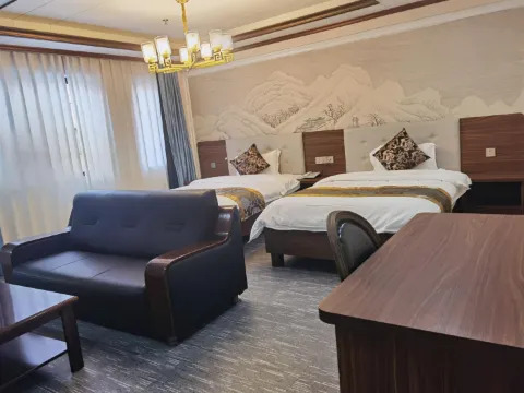 Huadong Fruit Market Huadu Hotel