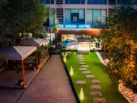 TO MOON Garden Hotel (Daping Shiqiao Pu Subway Station Store)