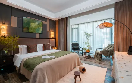 Grand Yuet Yuan Hotel -GrandrWaterworksorOld TowntoLijiangiang)