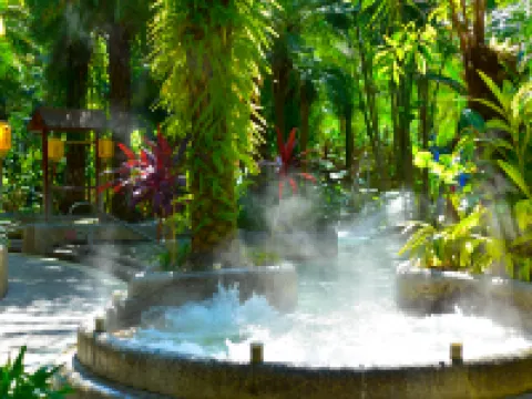 竜門南崑山雲頂温泉威士忌ホテル 竜門のホテル