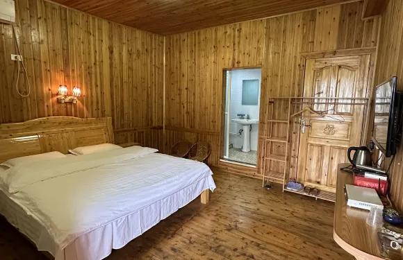 謝巖匠土家民宿客棧