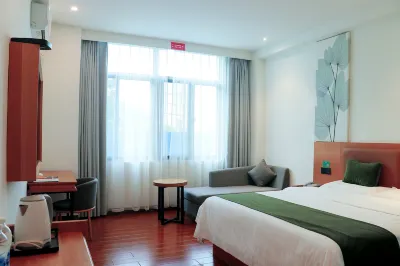 GreenTree Select Hotel (Dongfang Yong'an East Road Wanda Plaza) Hotels in Dongfang
