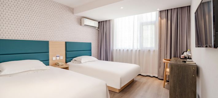 Grace Inn Qingdao Ningxia Road subway station Wusi Square store Hotels in Qingdao