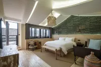 Floral Lux Hotel· Shaoxing Hemu Fossil Private Collection Museum Hotel Hotels in Shaoxing