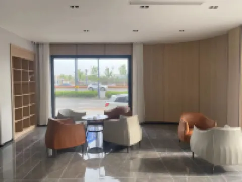 GreenTree Inn Express Hotel (Dongying North Second Road Branch)