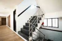 Hotel Sai Bansi Residency, MIDC Industrial Area, Turbhe, Navi Mumbai