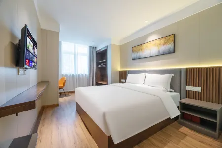 Tooyo Hotel (Xi'an Bell Tower and Drum Tower Huimin Street)