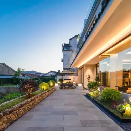 Sun Sky Landscape luxury family vacation courtyard hostel (Mount Jiuhua tourist transfer center)