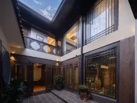 Lijiang Yinjian Inn