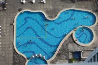 Empark Grand Hotel - Rooftop Pools