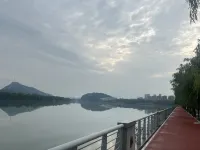 Xianju County Liuli Huajing Homestay