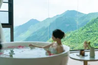 安吉之巔·九畝雲町崖岸プールリゾート民宿 - カップル