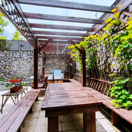 XiaoZhi Villa Homestay