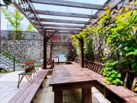 XiaoZhi Villa Homestay
