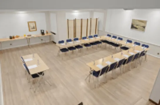 โฮเทล เซนทรัล รามิโร I โอเวยโด