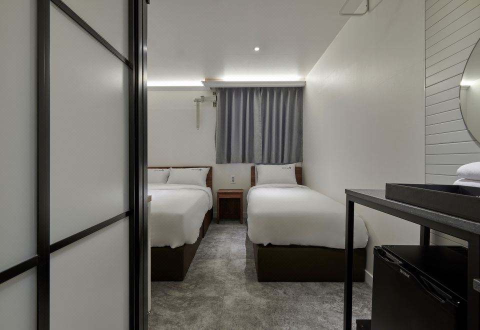 에잇 레스트 호스텔 외관