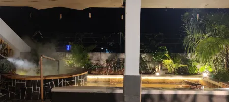 GanTong JingTang Spring Отели рядом с достопримечательностью «Fengyuzhen»