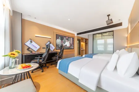 Daisu E-Sports Hotel (Huanghe Jiaotong Xueyuan Wuzhi High-Speed Railway Station) Отели рядом с достопримечательностью «Huanghe Jiaotong University (Shangde Campus)»