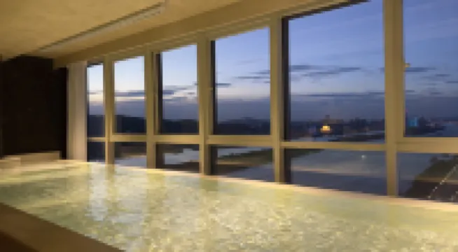 One Corner Pool Hotel