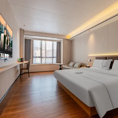 柏軒飯店（鼎湖萬達廣場店） 紫雲谷附近的飯店