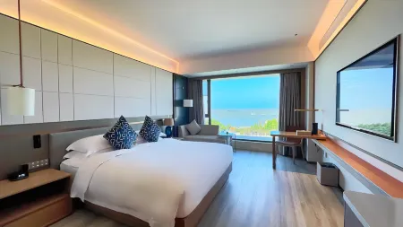 TUI BLUE Wusongkou Cruise Port Hotel Отели рядом с достопримечательностью «Shanghai Electric Power Technology and Management College»