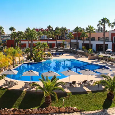 Vitors Village Hotel berhampiran Pantai Pintadinho
