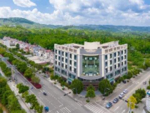 Musen Hotel (Lake Spring Ecological Park)