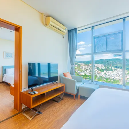 Tasha Vacation Apartment (Fuxian Lake Scenic Area Moon Bay Wetland Park)