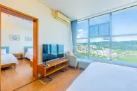 Tasha Resort, Yueliangwan, Fuxian Lake Hotels in Chengjiang