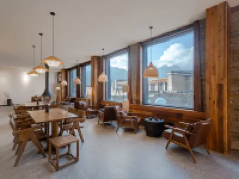 ZENVEW YADING Hoteles en Daocheng