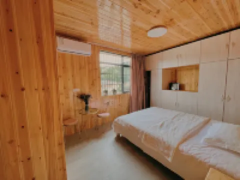 Longtan Village Chenxi Homestay