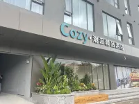 Cozy Boutique Hotel Hotels near Huaqiao Park