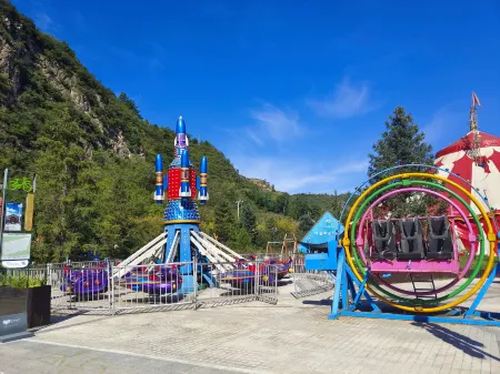 Happy Four Seasons Homestay (Bailixia Branch)