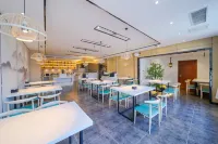 Haifei Hotel (Zhengzhou High-speed Railway East Station Convention and Exhibition Center)