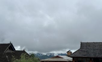 Jingxiangrun Homestay (Pu'er Lancang Jingmaishan Ancient Tea Forest Scenic Area)