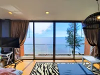 Sandbox frontbeach villa4