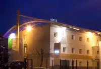 B&B Hôtel Viry-Châtillon فنادق في Draveil