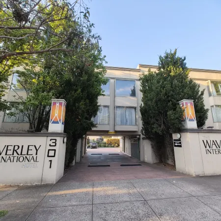 The Waverley International Hotel
