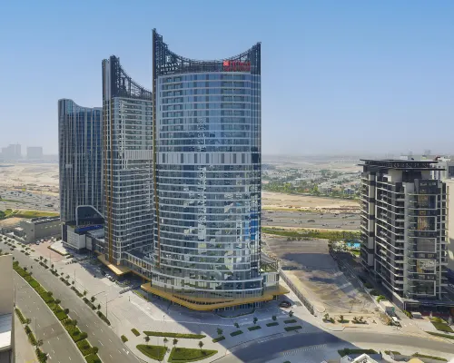 Hilton Garden Inn Dubai Business Bay Hotels near Oasis Center