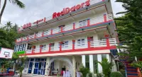 RedDoorz @ S & L Apartelle Daraga Albay Hotels near Sagpon Covered Court