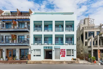 Jhai-Wu Hotels near Sail Rock