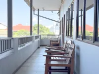 Jitrawadee Hotel Hotels near Wat Chai Mongkhon