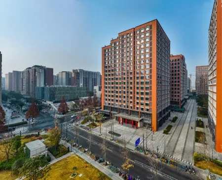 Mannsic Hotel（Chengdu West Station Zhongba Subway Station） Отели рядом с достопримечательностью «Chengfei Campus， Chengdu University of Technology»