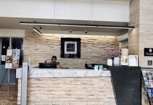 웨스트 플라자 호텔 레스토랑