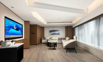 Atour Hotel Wuxi East Station South Square