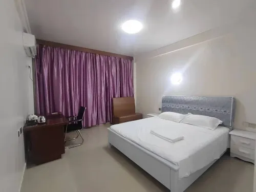 Dong Fang Da  Jiu  Dian Hotels in Guangchang