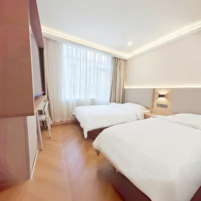 Blue Whale Homestay (Nanjing Xinjiekou Daxinggong Subway Station) Hotel dekat Taman Muxu