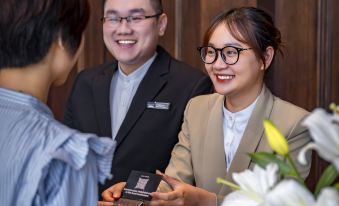 1. 시그니처 바이 ..