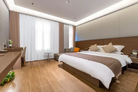 Yunjianhai International Vacation Apartment (Zhuhai Qinglü Zhong Road Grand Theater)
